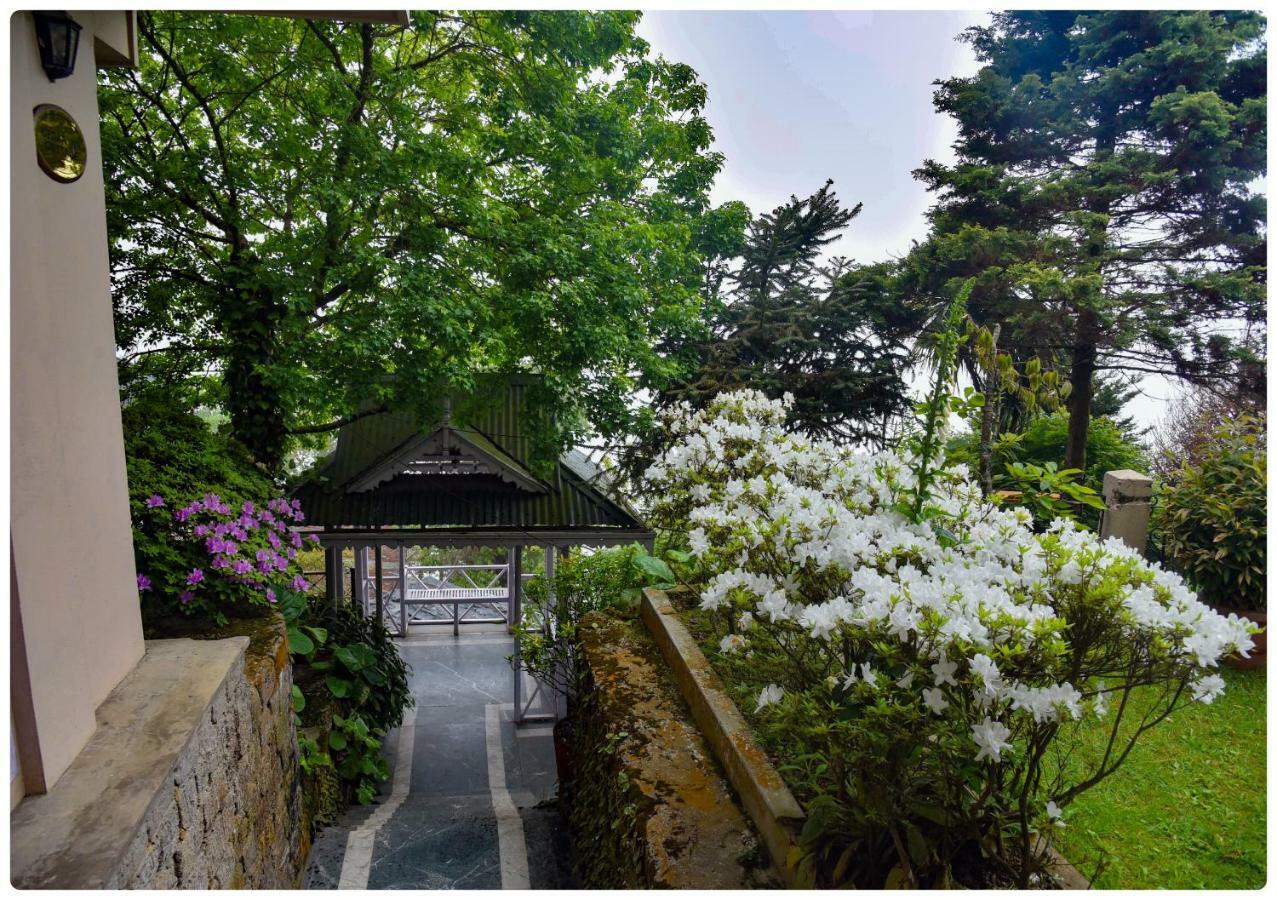Cedar Inn Дарджилінг Екстер'єр фото