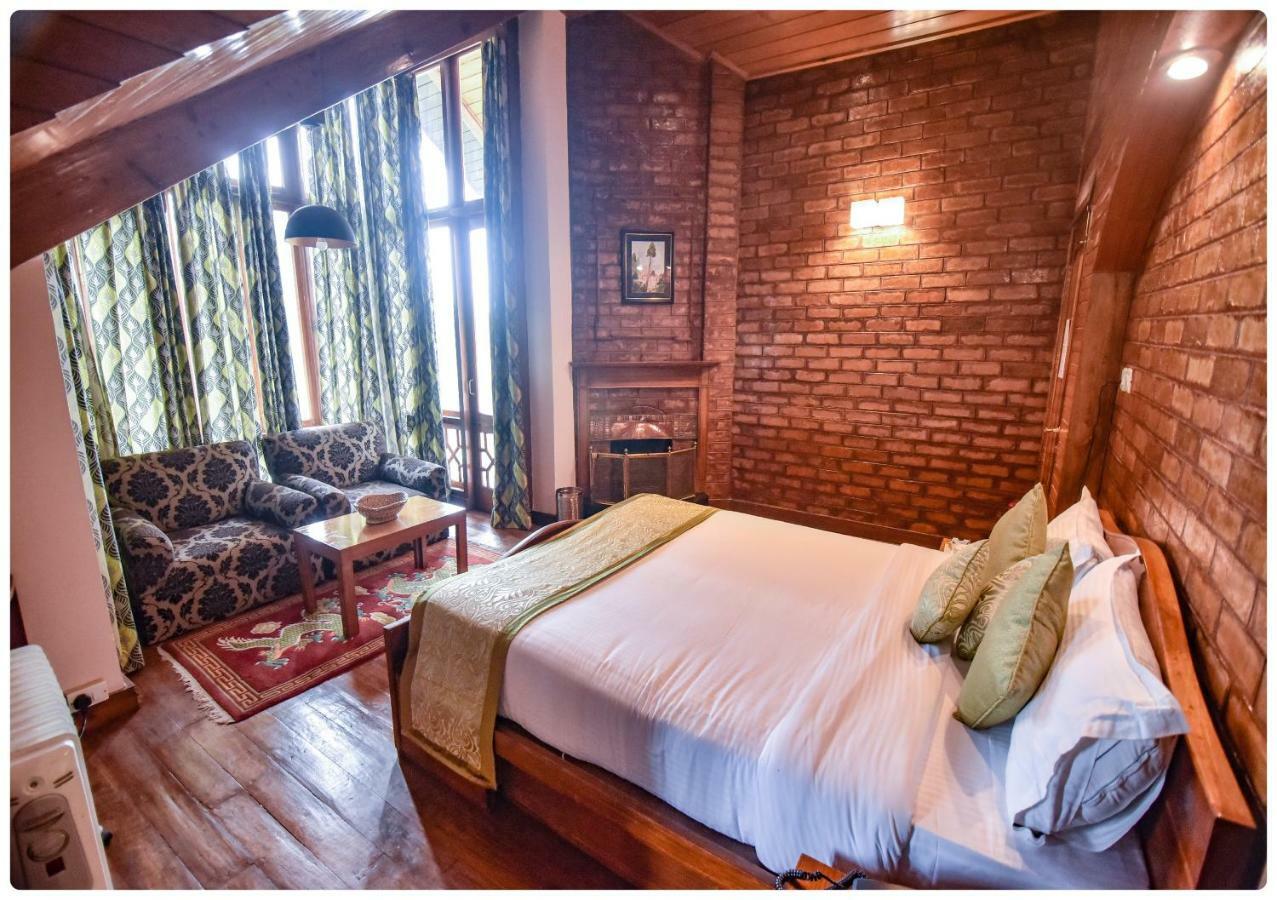 Cedar Inn Дарджилінг Екстер'єр фото